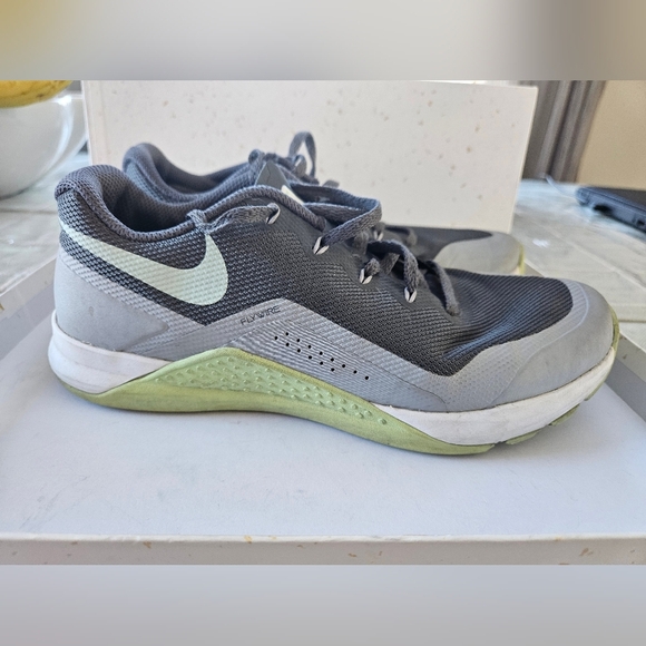 Womens Size 9 NIKE METCON REPPER DSX Dark Grey Green Trainers Sneakers - Picture 3 of 7